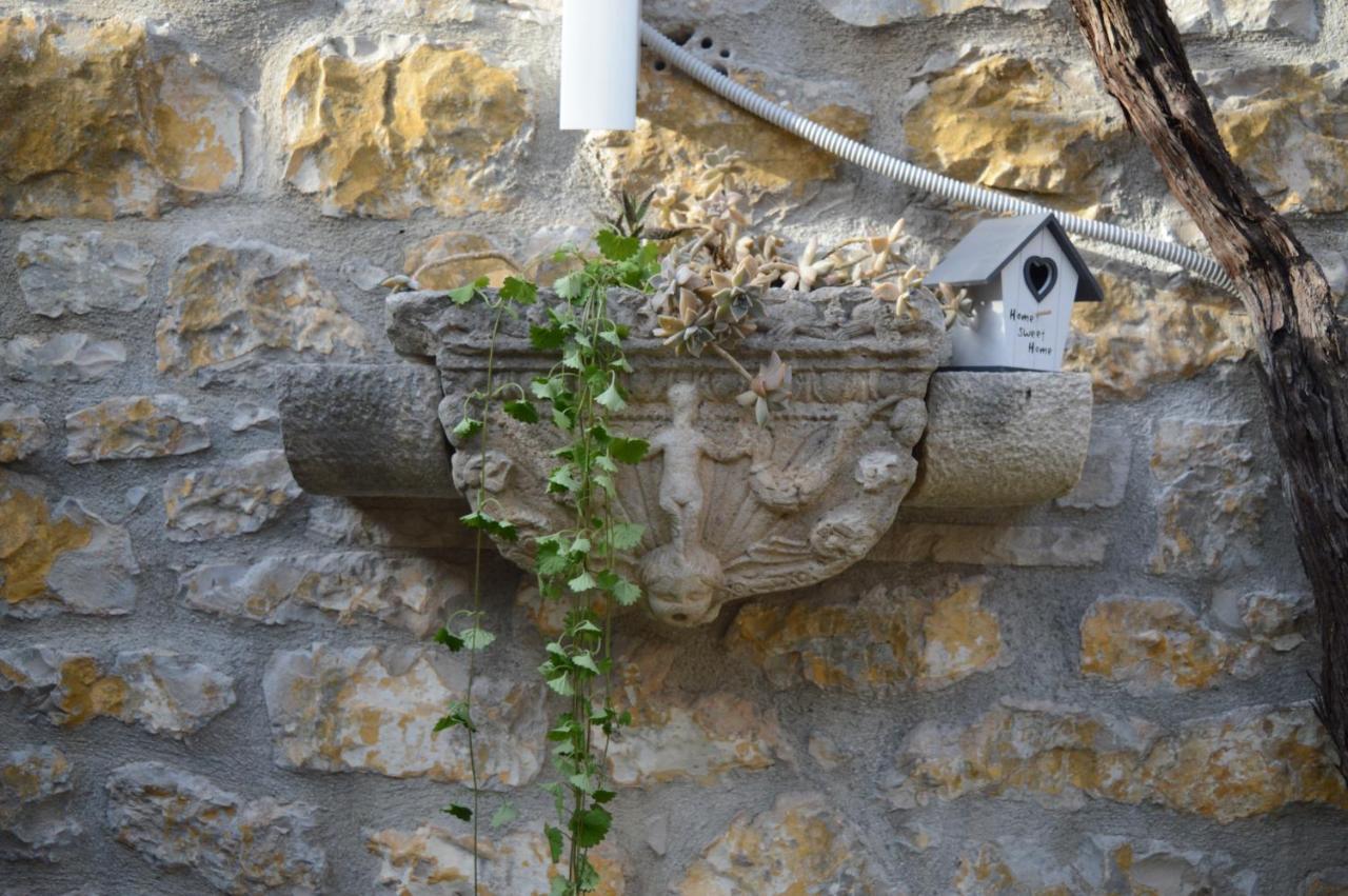 Villa Visilo Stone House Pucisca Exterior foto
